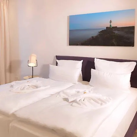 Philine Ferienwohnung Direkt Am Hochufer Mit Meerblick Sellin (Rugen)